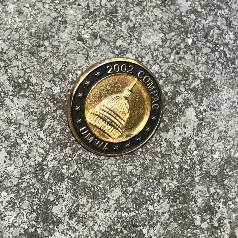2002 Compac UMWA Lapel Pin - Picture 2 of 2